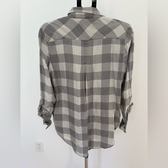 Billy T | Gray & White Plaid Mabry Chambray Button Down | Size Medium - Picture 2 of 5